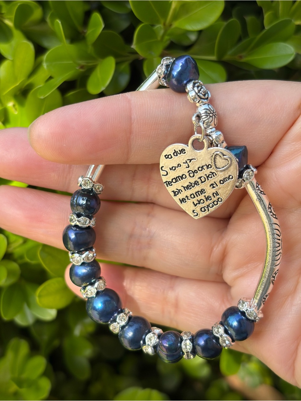 Freshwater Pearls in Navy Blue, White, Navy and White, Charm Bracelet- Elastic